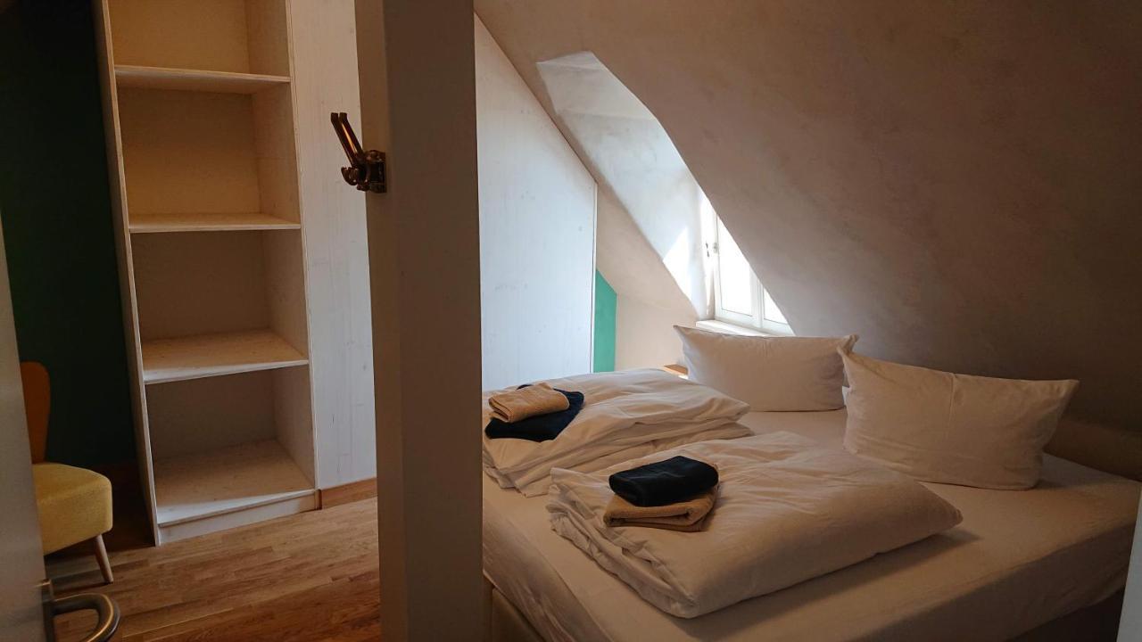 "Goethezimmer" - Auf Dem Dach Der Notenbank Weimar Kültér fotó